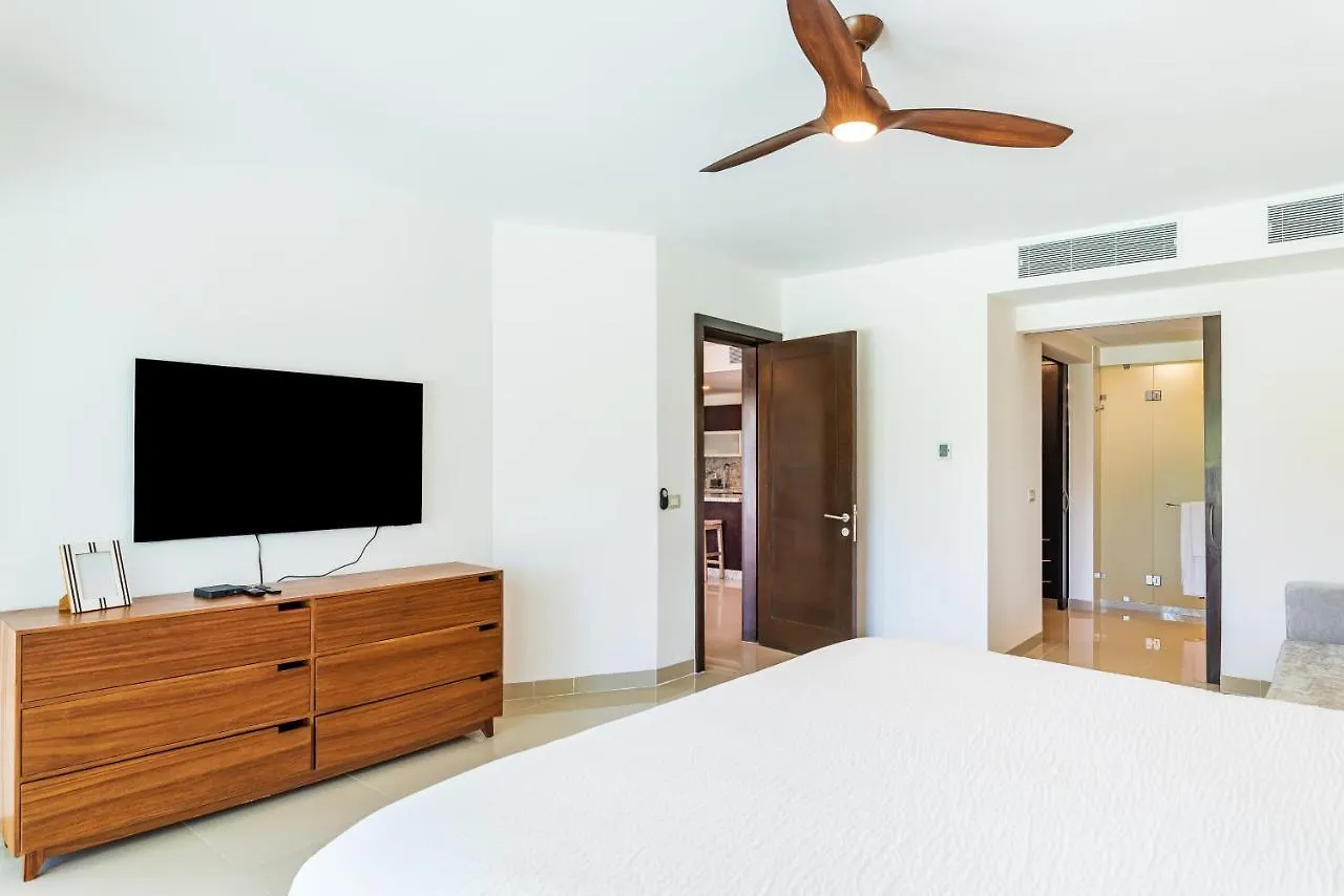 Apartment 402N Casa Lucerna Apts Playa del Carmen Mexiko